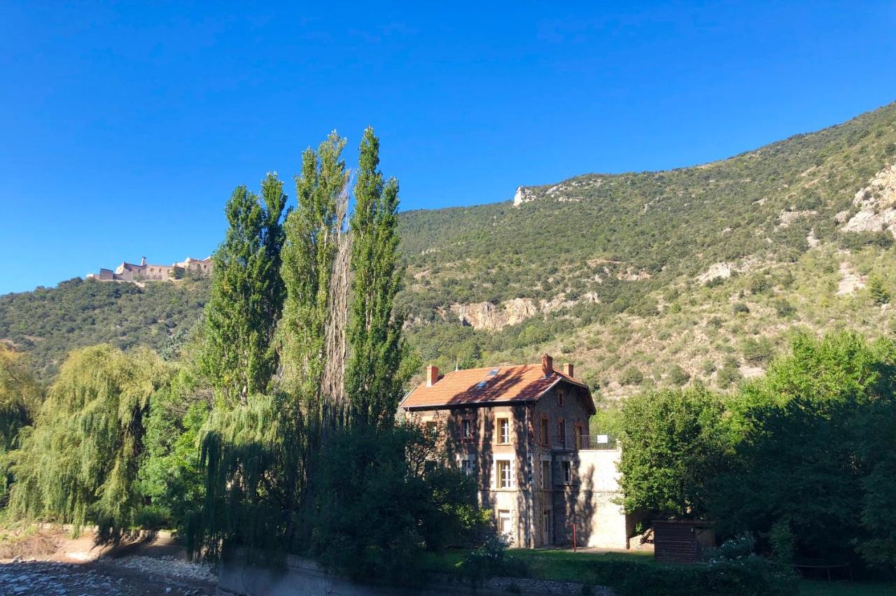 A L'Ombre Du Fort Fuilla Bagian luar foto